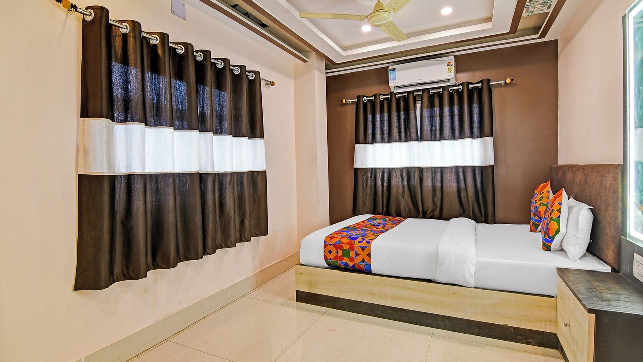 Photo of Bedroom in Dumdum