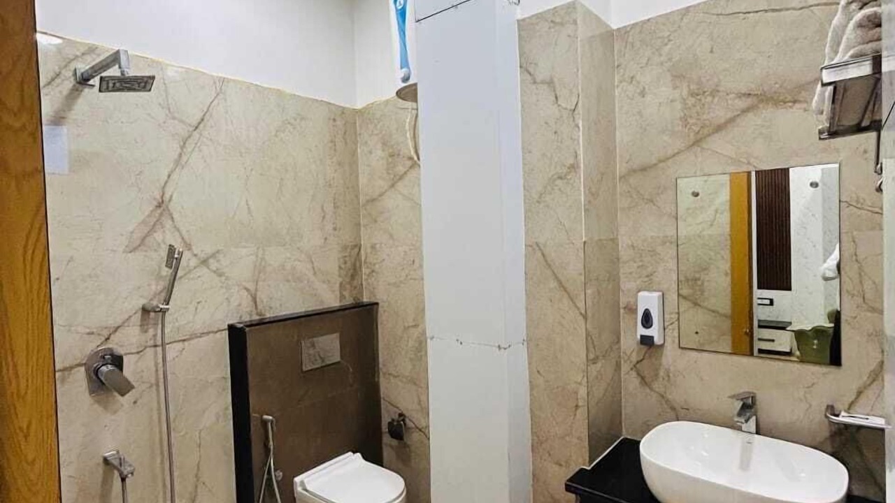 Photo of Bathroom in Govardhan