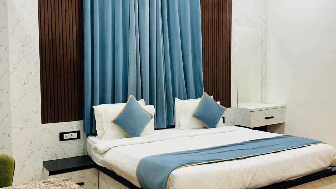 Photo of Bedroom in Govardhan