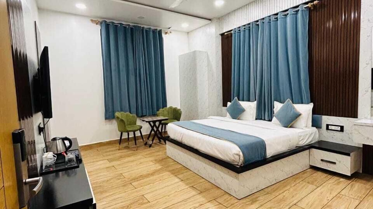 Photo of Bedroom in Govardhan