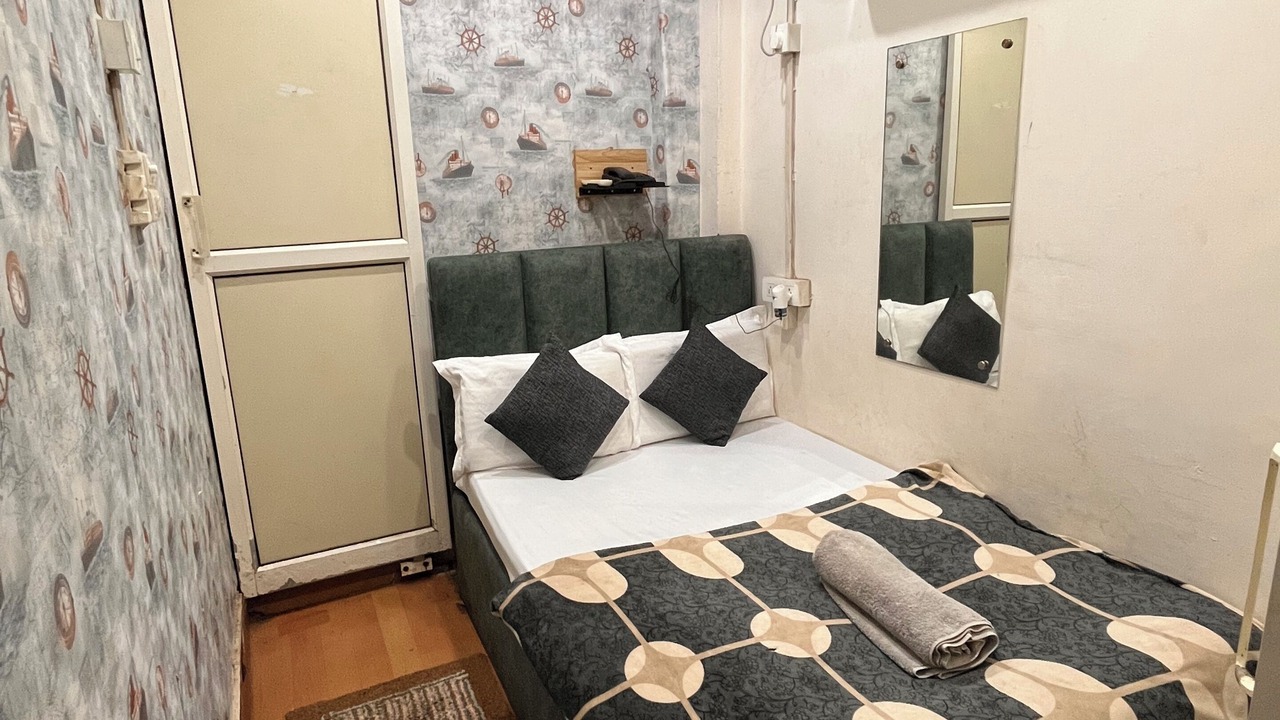 Photo of Bedroom in Mathura