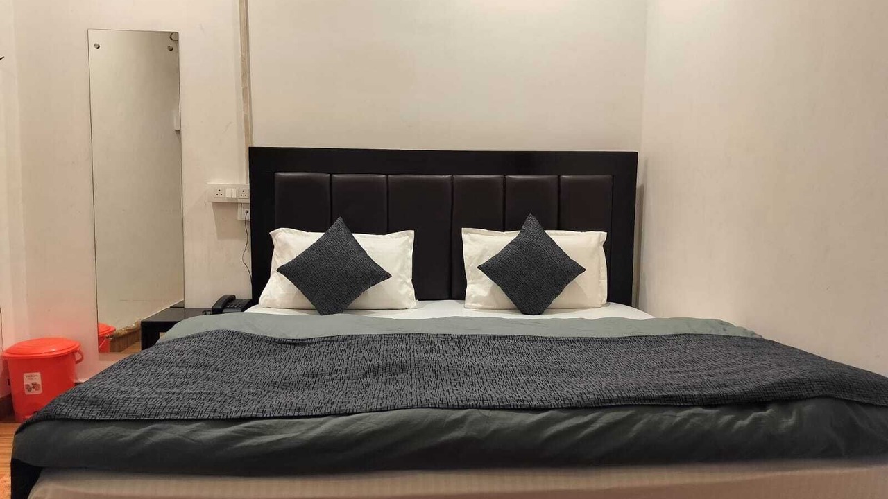 Photo of Bedroom in Mathura
