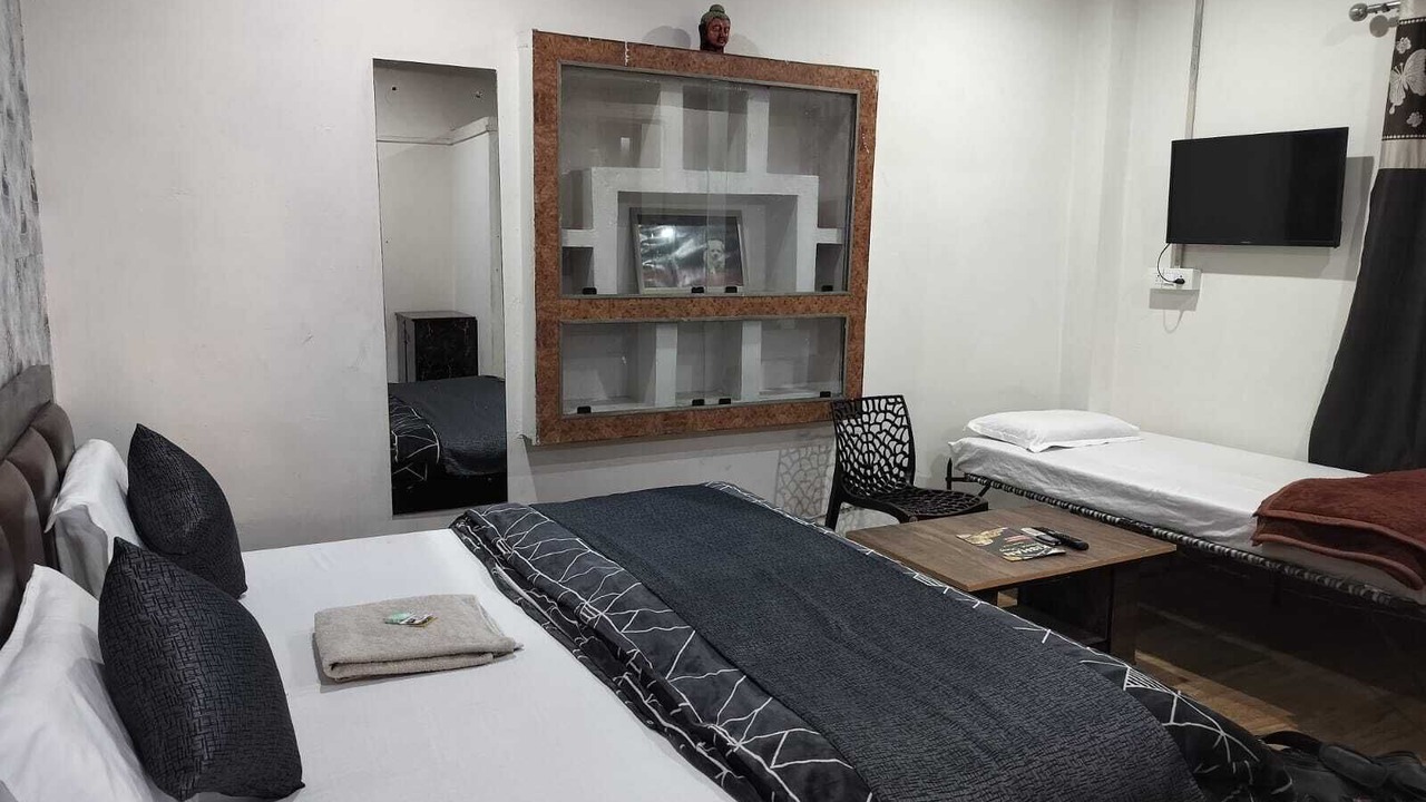 Photo of Bedroom in Mathura