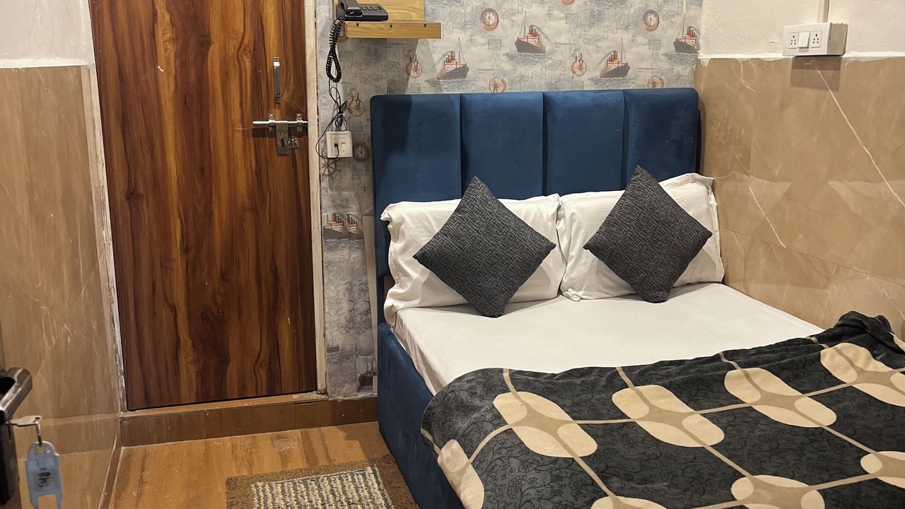 Photo of Bedroom in Mathura