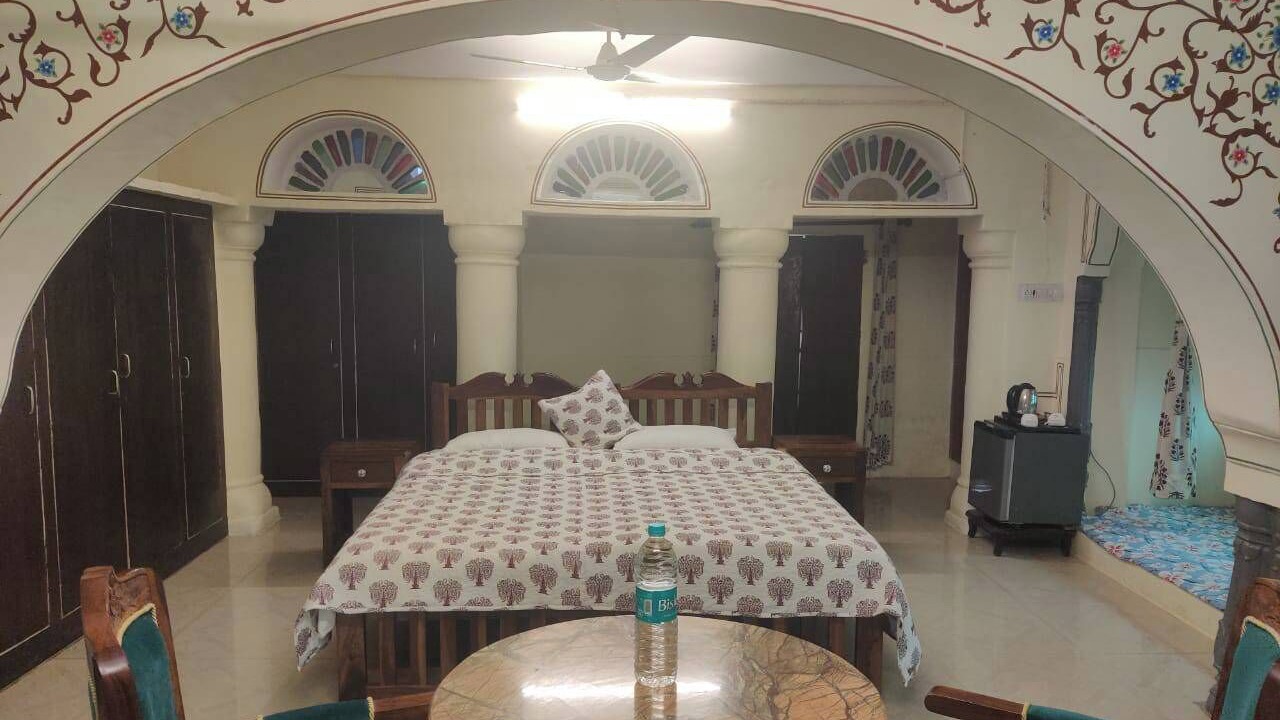 Photo of Bedroom in Baswa