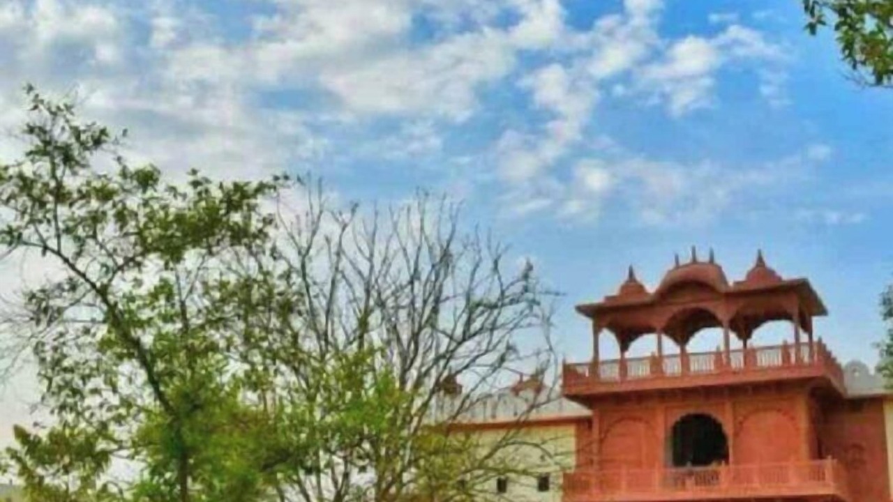Photo of Outdoor in Baswa