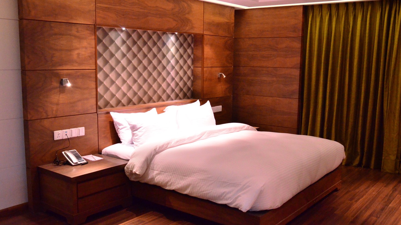 Photo of Bedroom in Hazratganj