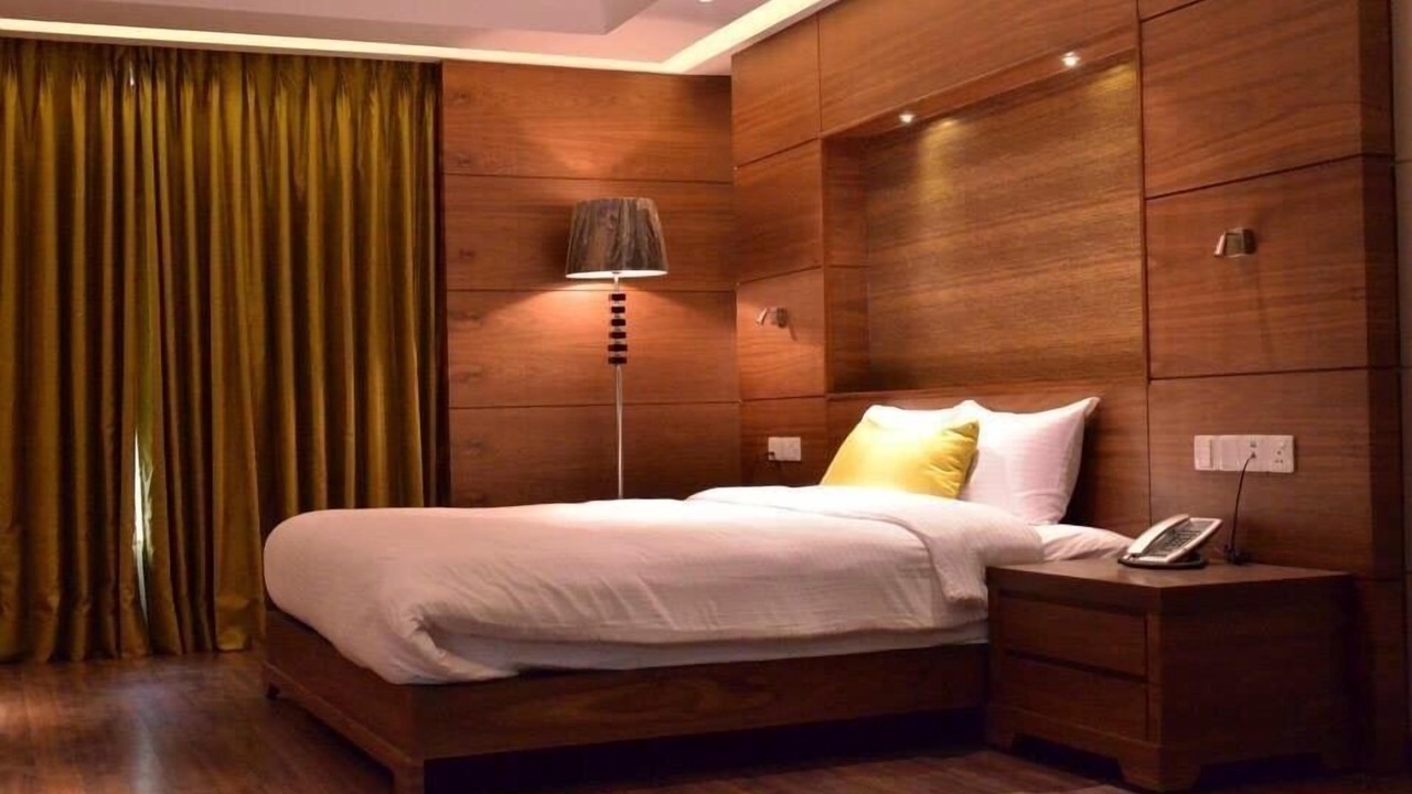 Photo of Bedroom in Hazratganj