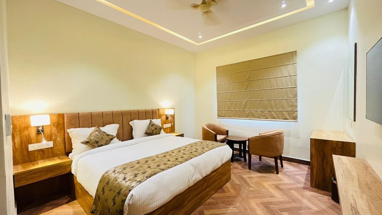 Photo of Bedroom in Charbagh