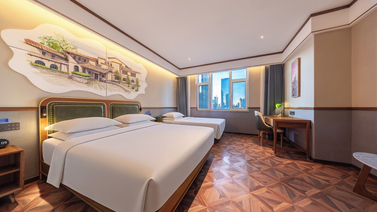 Photo of Bedroom in Tianjin City Center