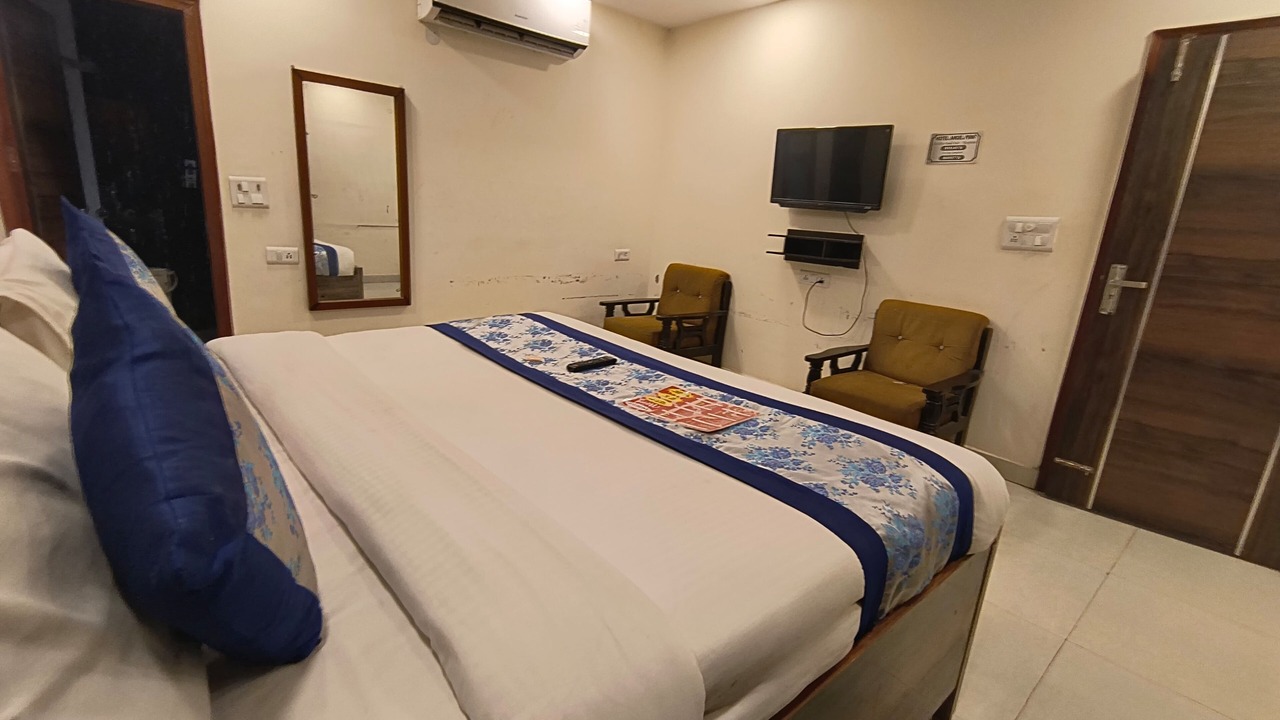 Photo of Bedroom in Kaushambi