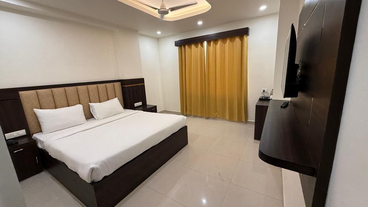 Photo of Bedroom in Charbagh