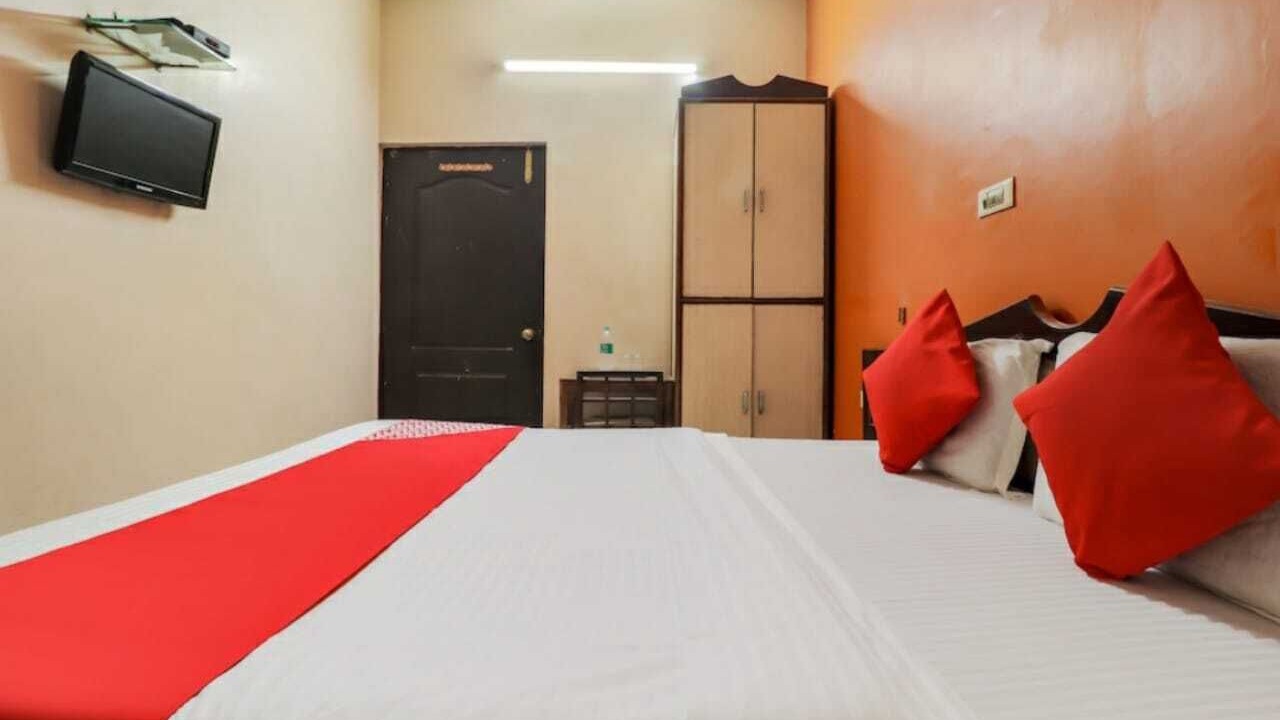 Photo of Bedroom in Charbagh