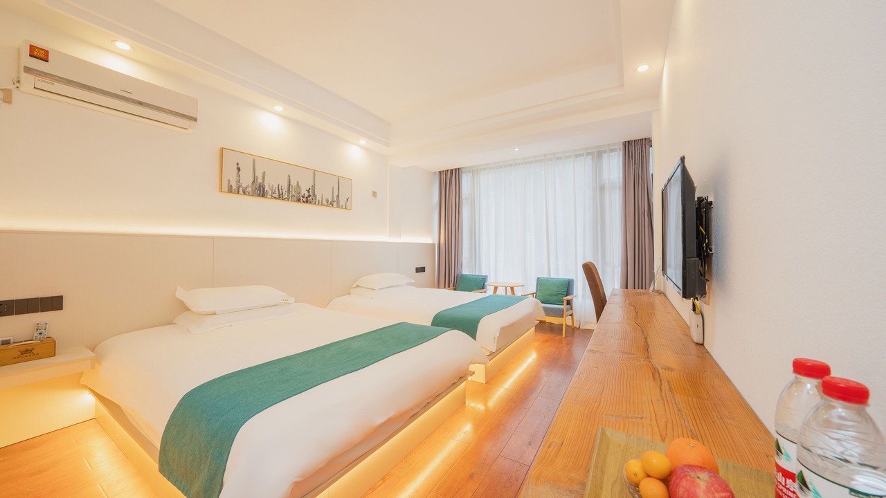 Photo of Bedroom in Tonglu County