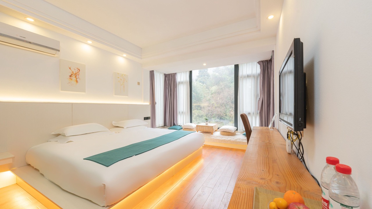 Photo of Bedroom in Tonglu County