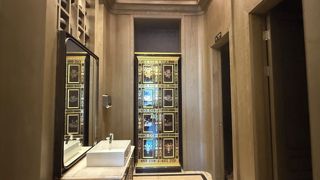 Photo of Bathroom in Jing'an
