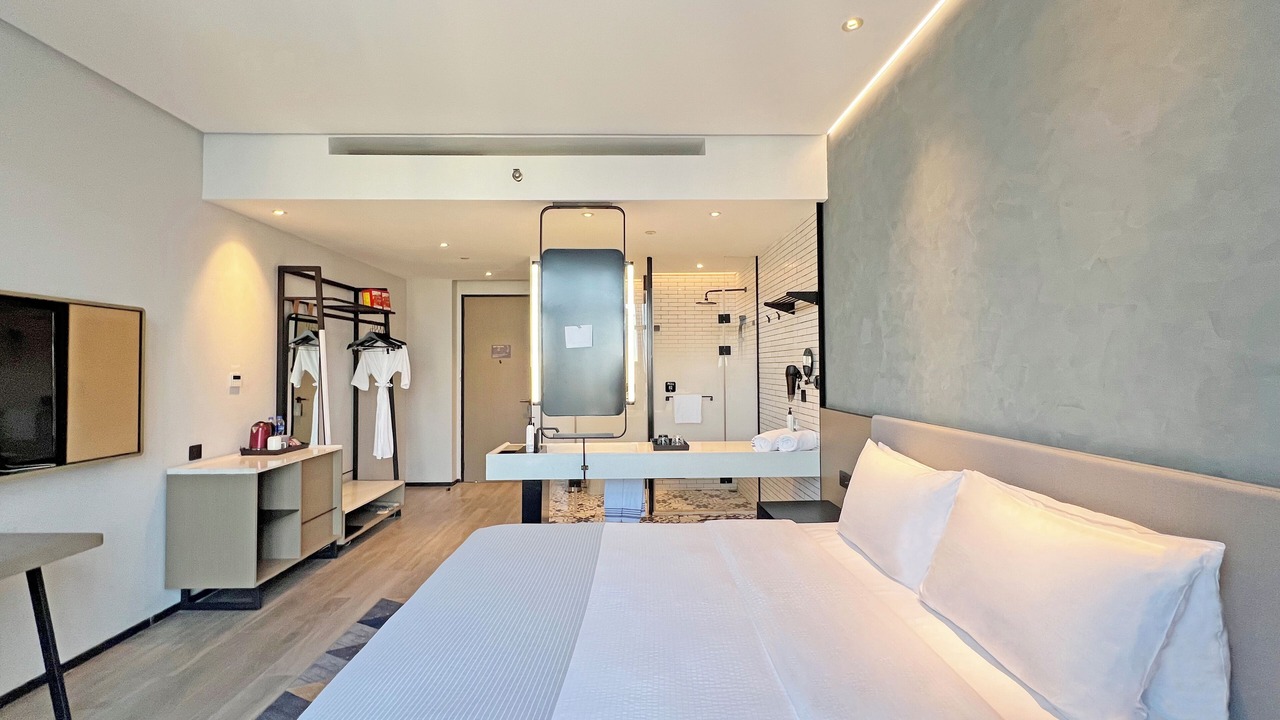 Photo of Bedroom in Jiulonghu Administration Office