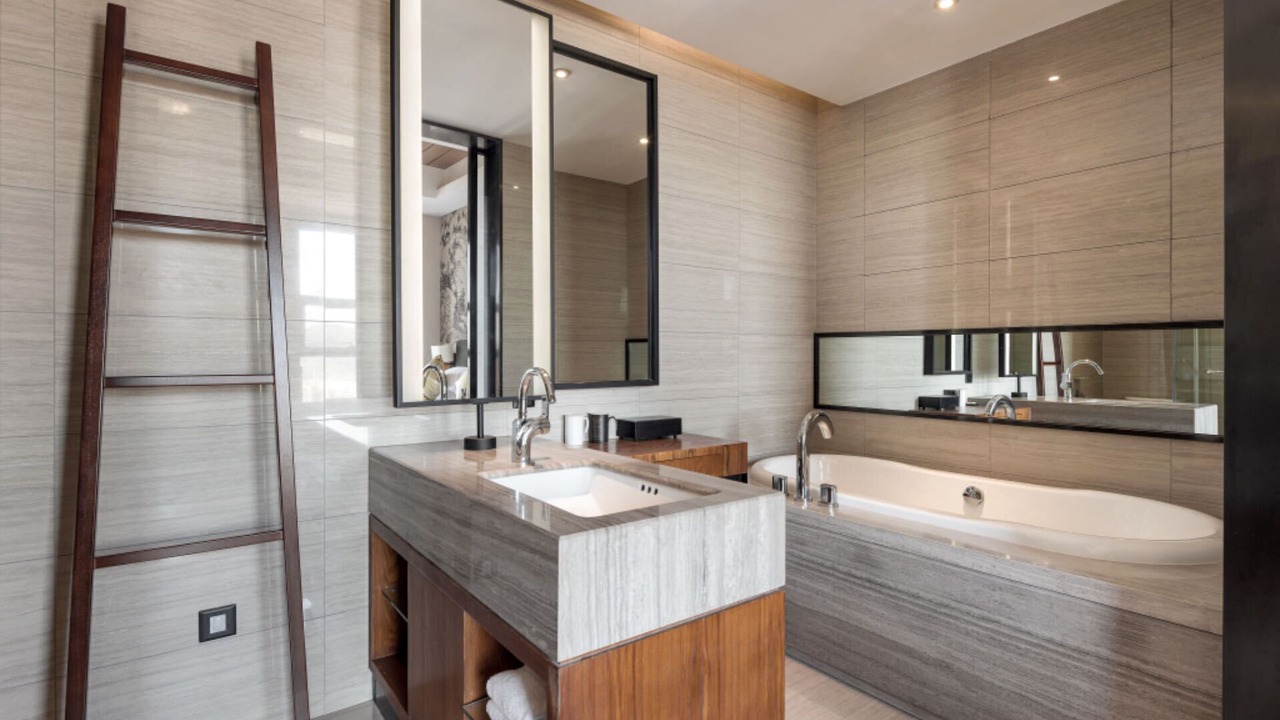 Photo of Bathroom in Deqing County
