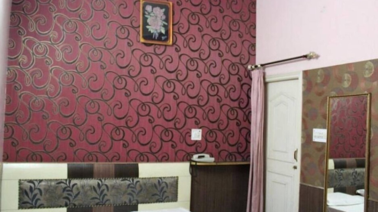 Photo of Bedroom in Meerut