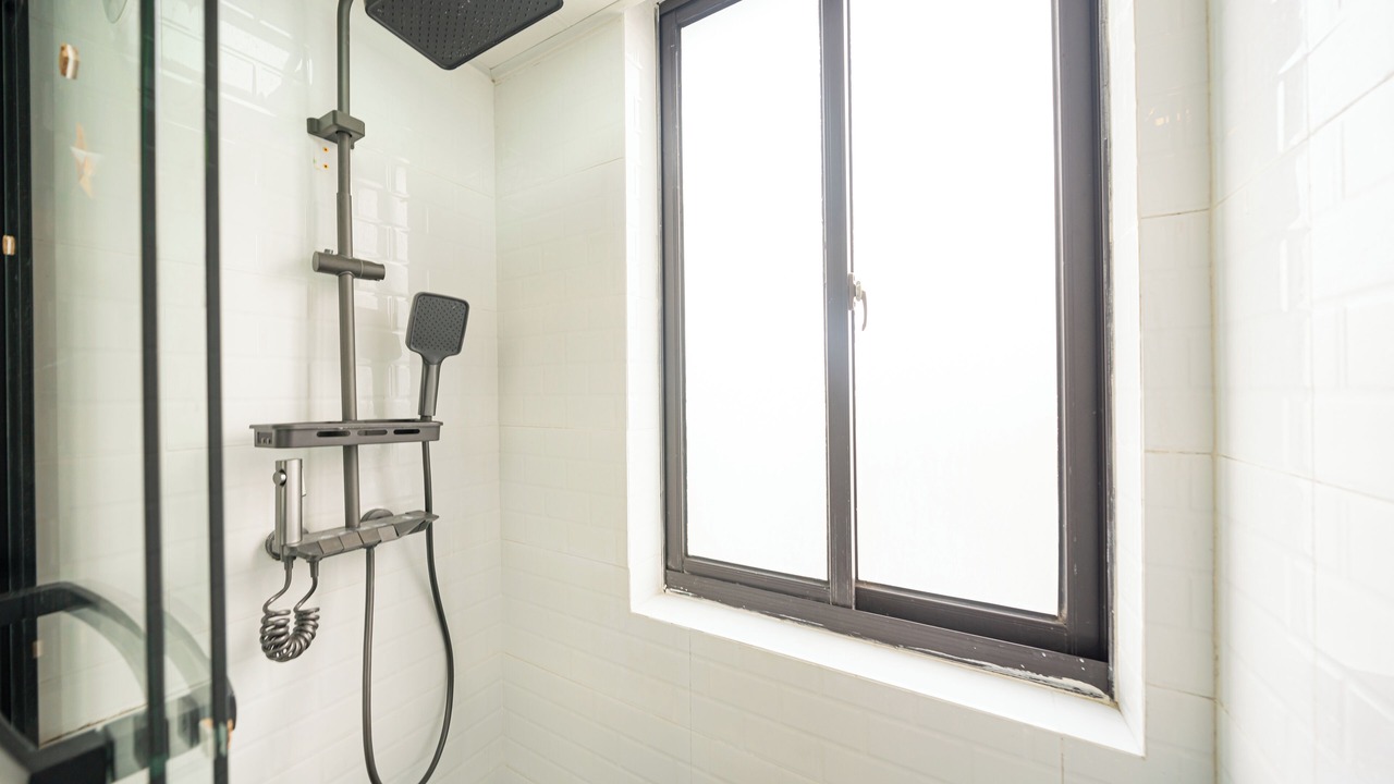 Photo of Bathroom in Changshou Road
