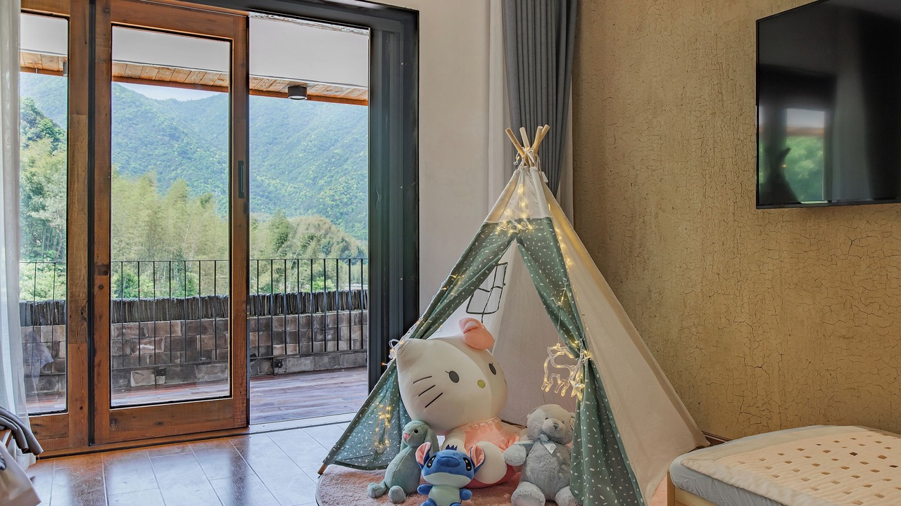 Photo of Bedroom in Tonglu County