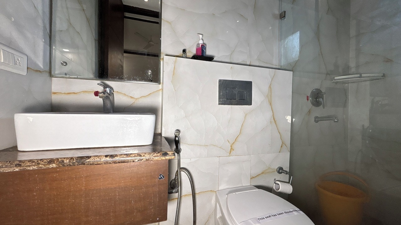Photo of Bathroom in Taj Ganj