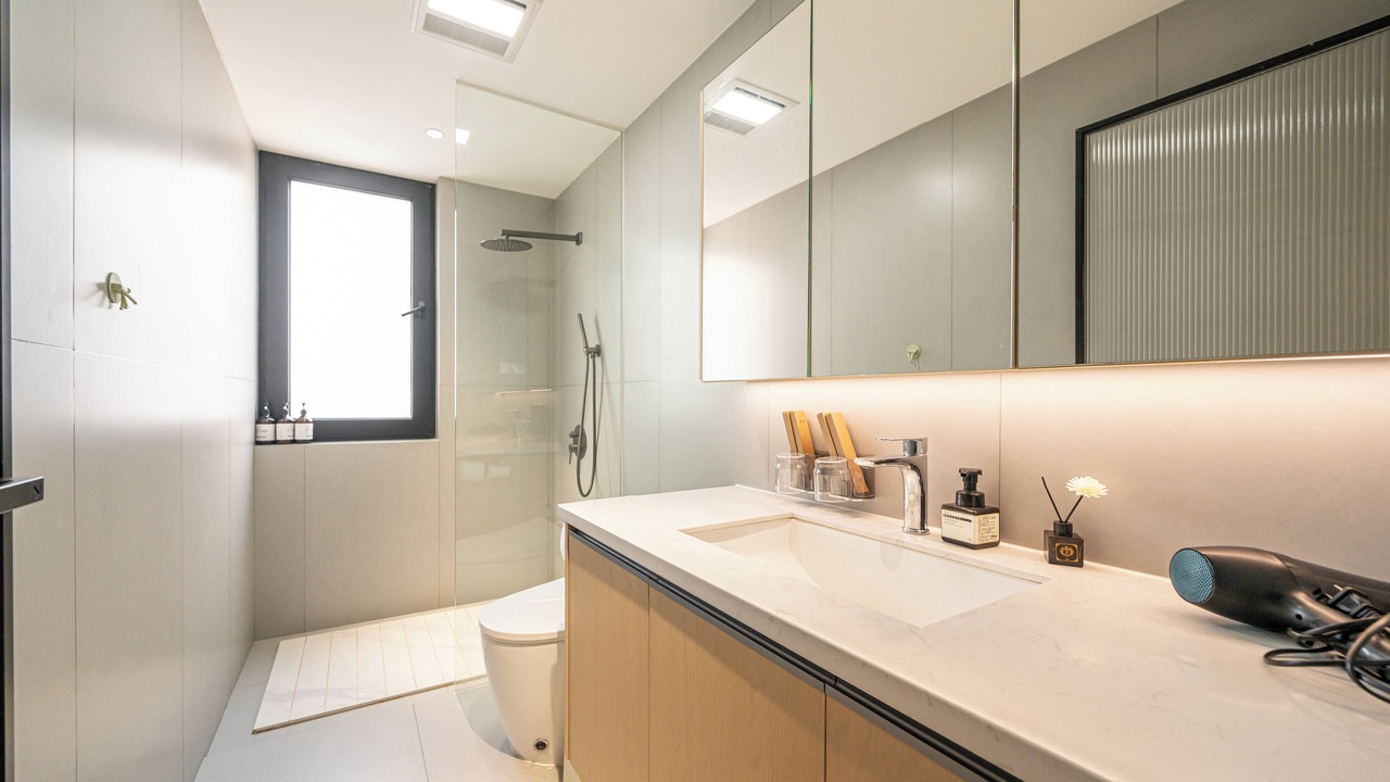 Photo of Bathroom in Downtown Shanghai