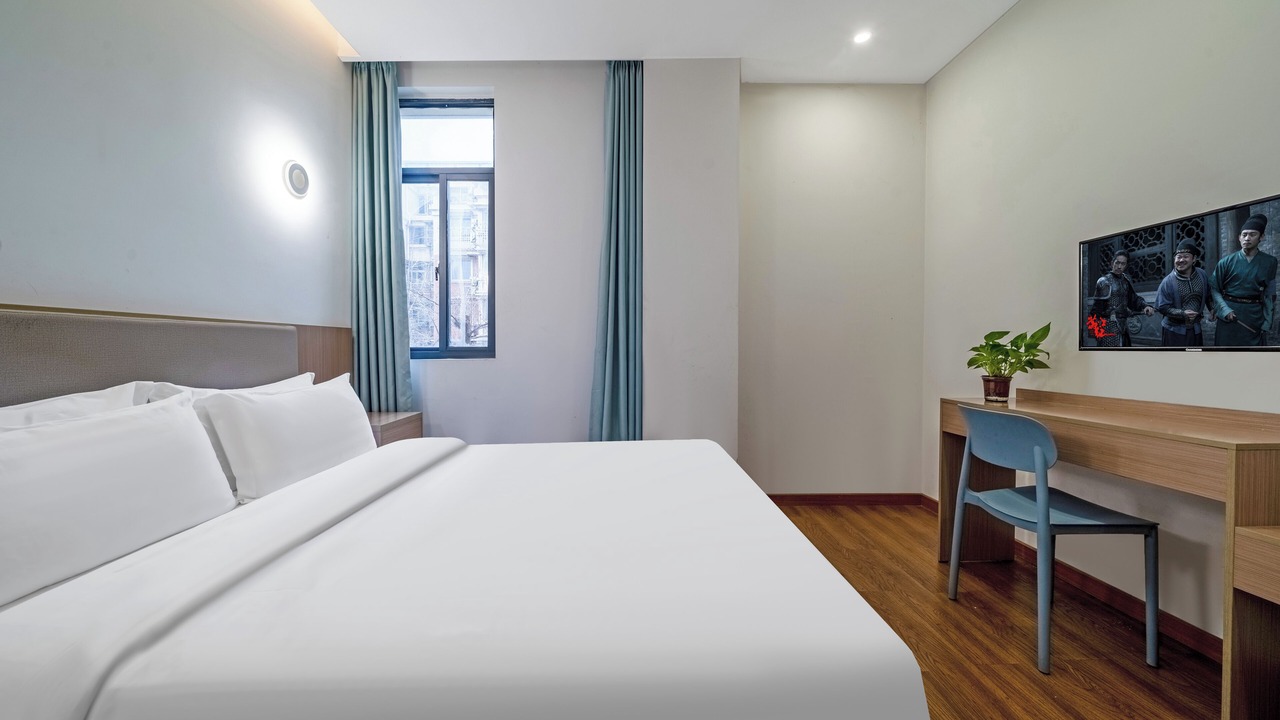 Photo of Bedroom in Downtown Hangzhou