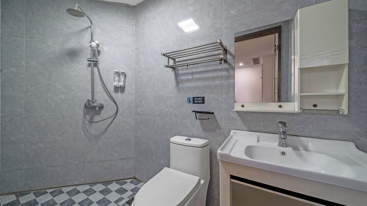 Photo of Bathroom in Downtown Hangzhou