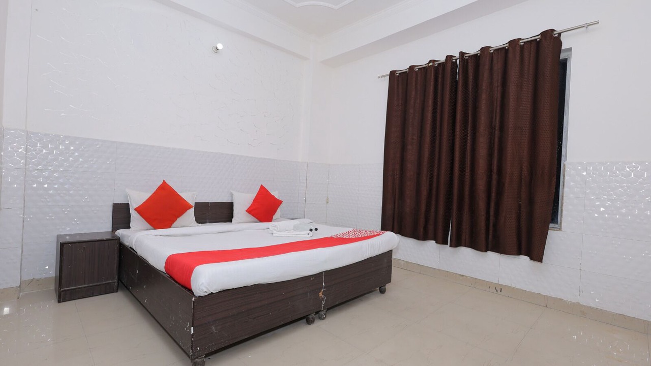 Photo of Bedroom in Agra