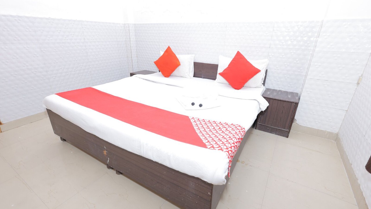 Photo of Bedroom in Agra