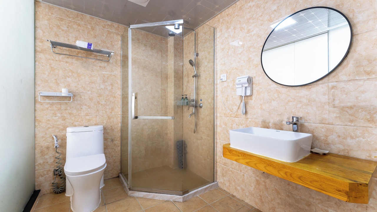 Photo of Bathroom in Tonglu County