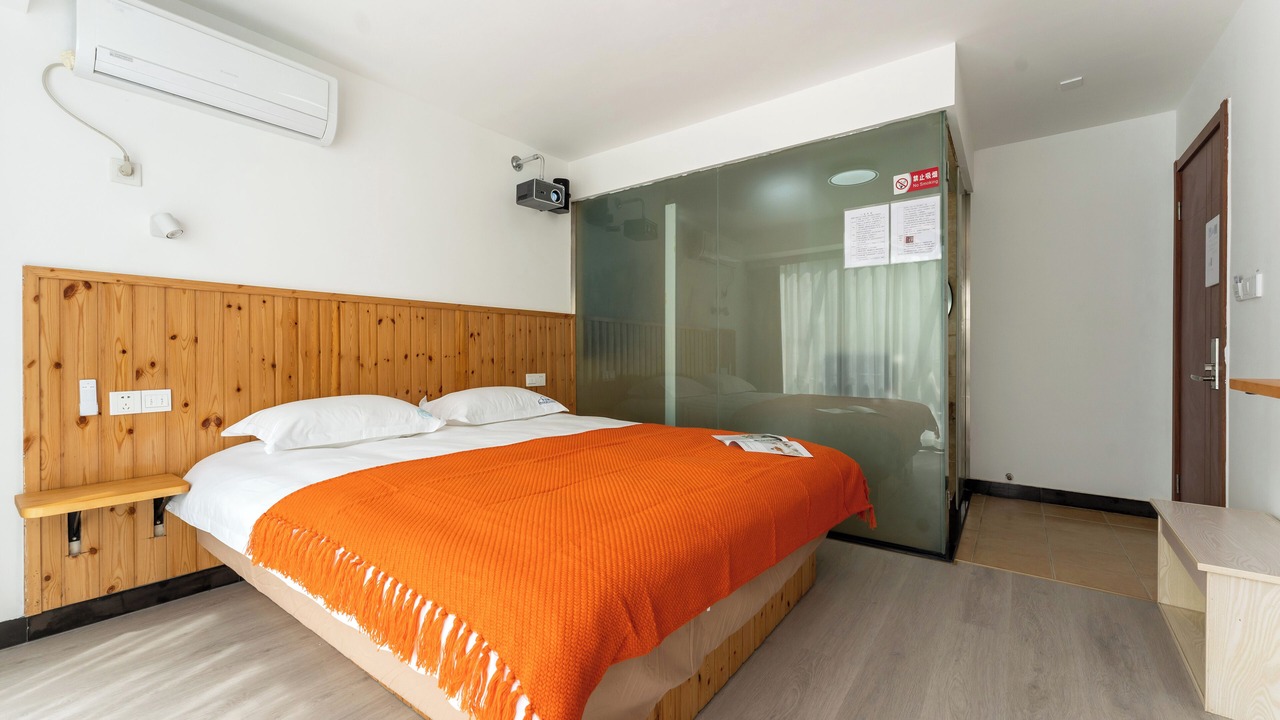 Photo of Bedroom in Tonglu County