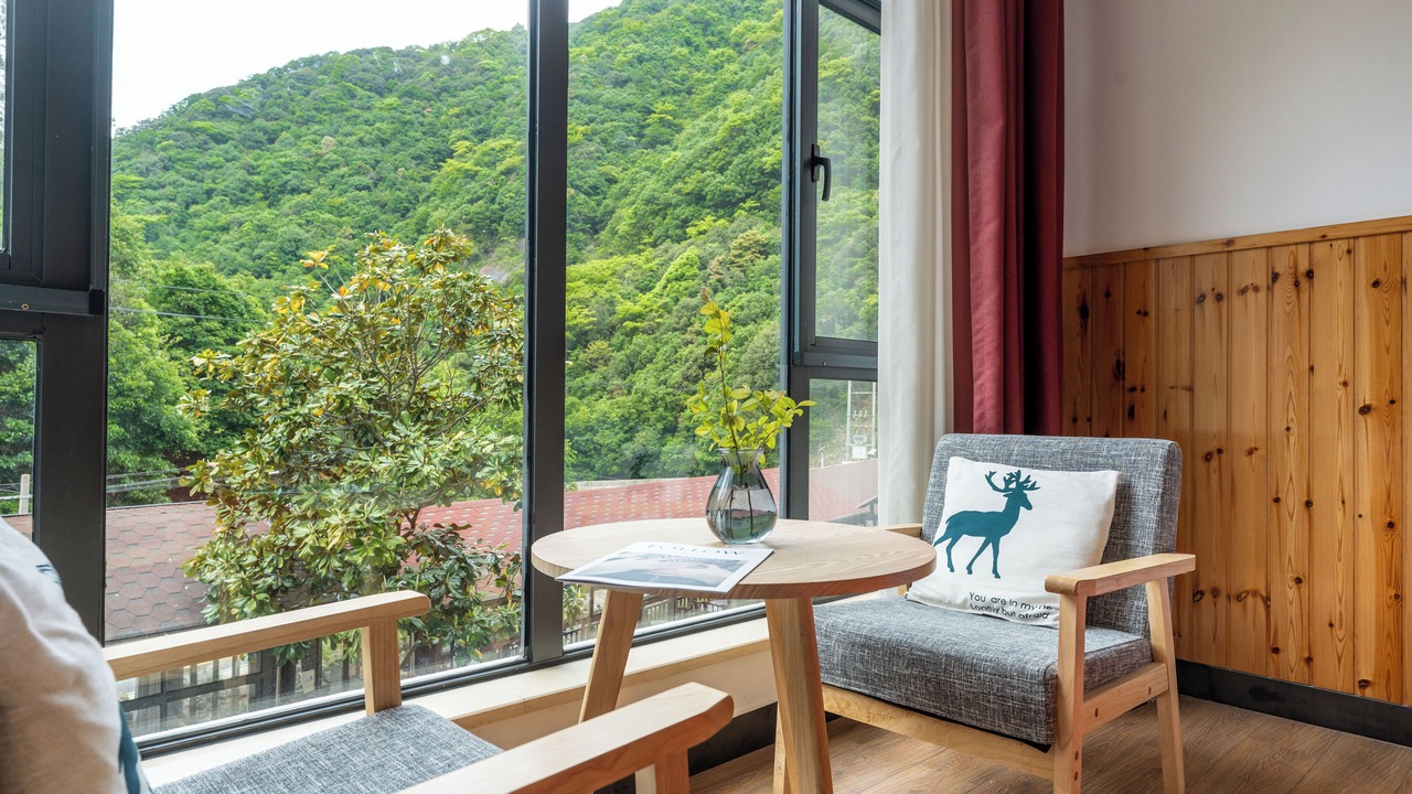 Photo of Bedroom in Tonglu County
