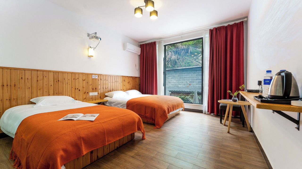 Photo of Bedroom in Tonglu County