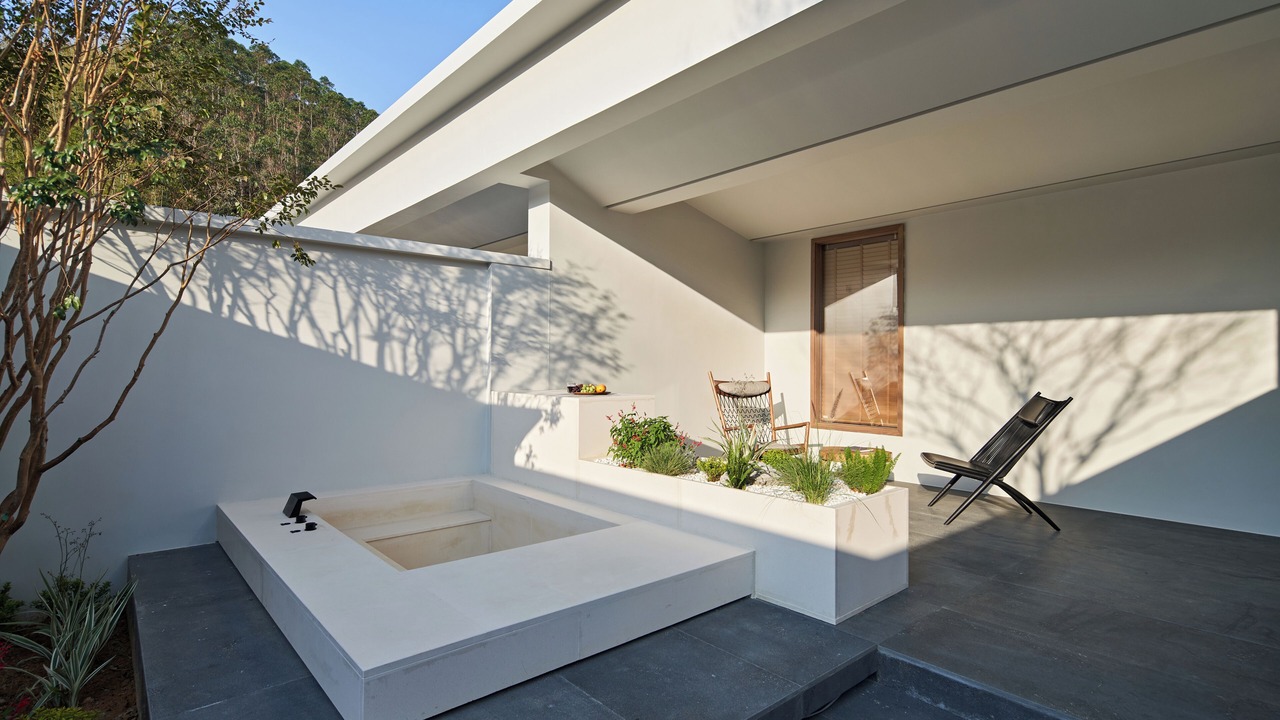 Photo of Bathroom in Longmen County