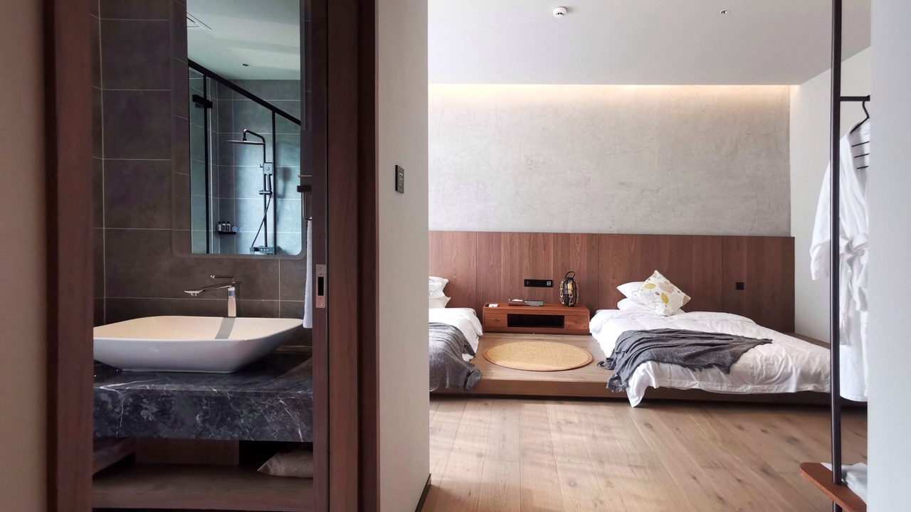 Photo of Bathroom in Longmen County