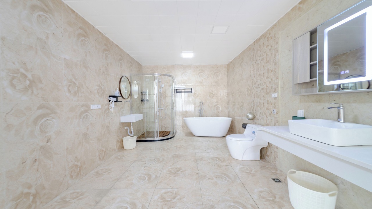 Photo of Bathroom in Huaxi