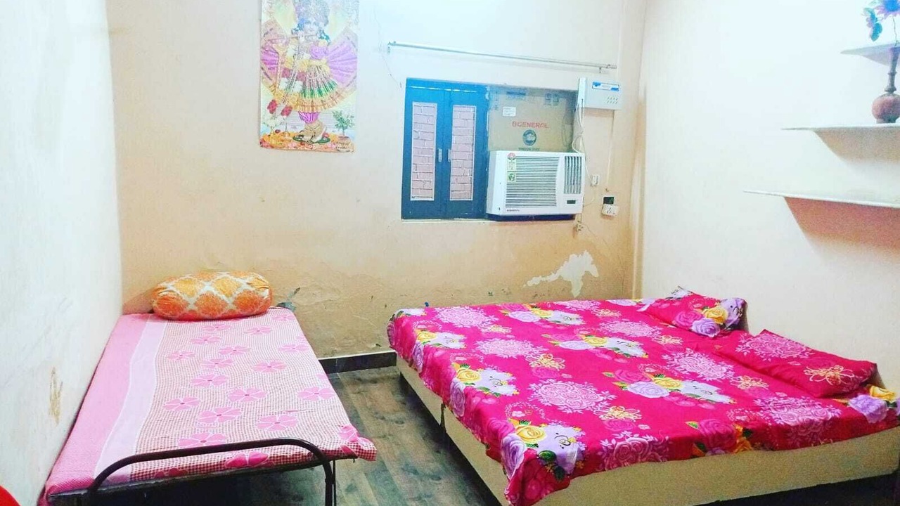 Photo of Bedroom in Vrindavan