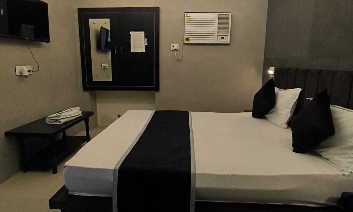 Photo of Bedroom in Agra