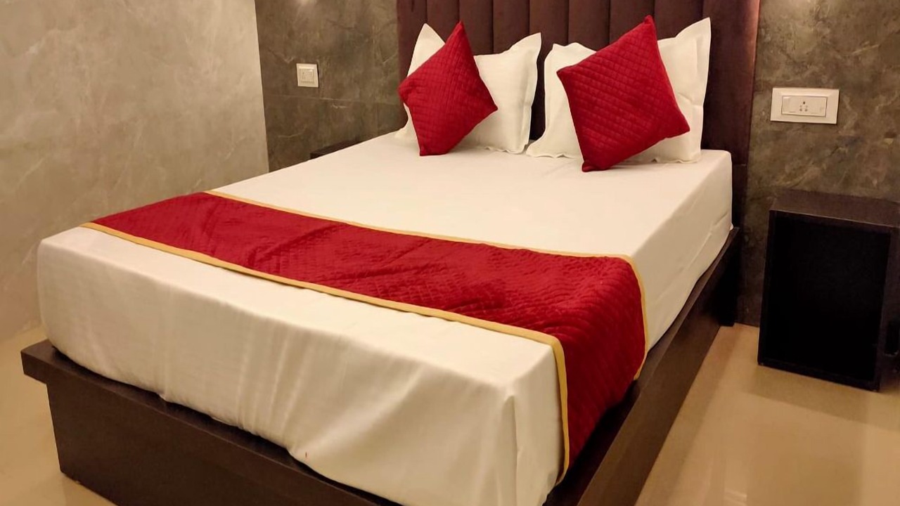 Photo of Bedroom in Agra