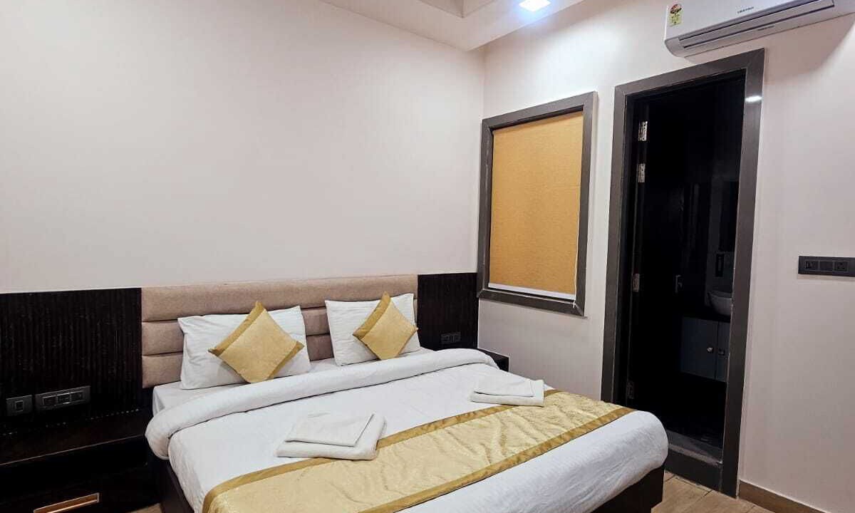 Photo of Bedroom in Mathura