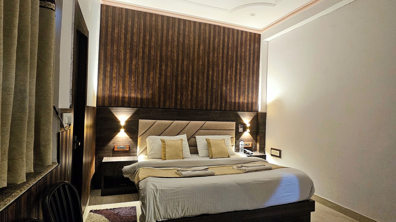 Photo of Bedroom in Mathura