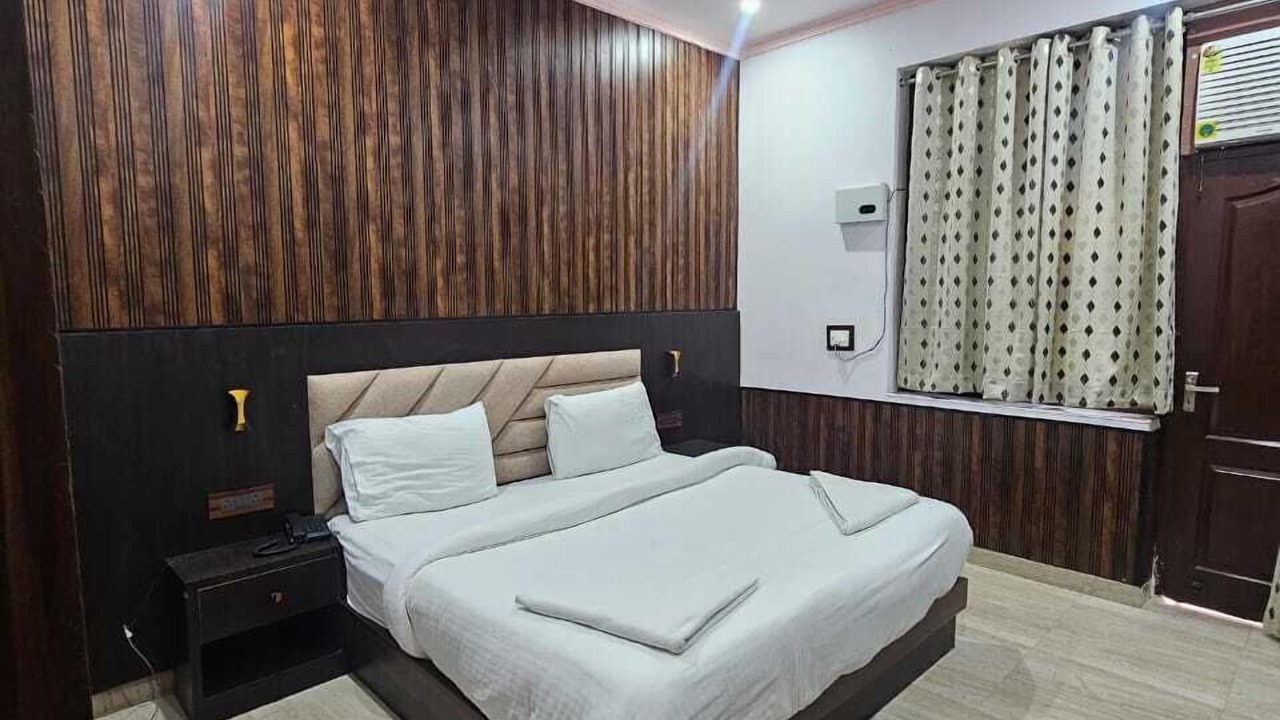 Photo of Bedroom in Mathura