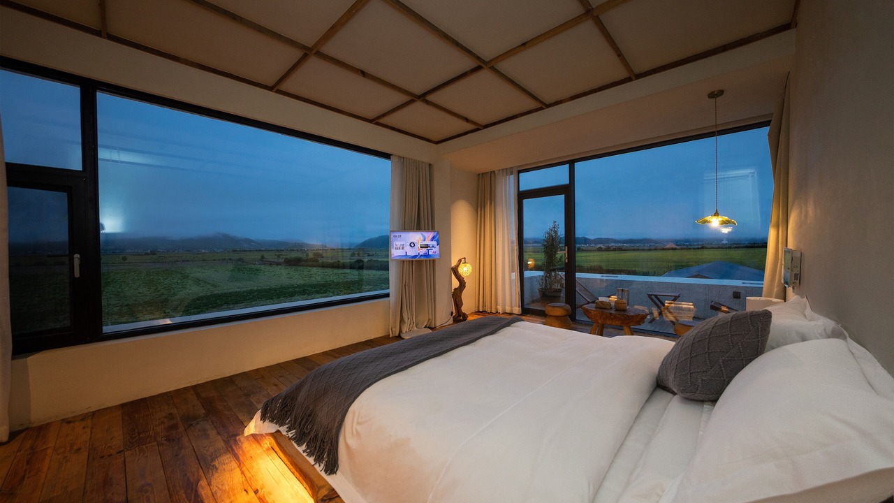 Photo of Bedroom in Shangri-La