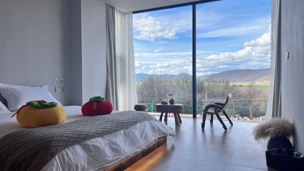Photo of Bedroom in Shangri-La