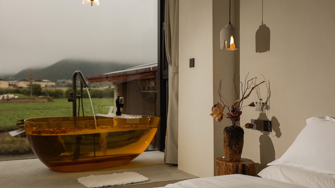 Photo of Bedroom in Shangri-La