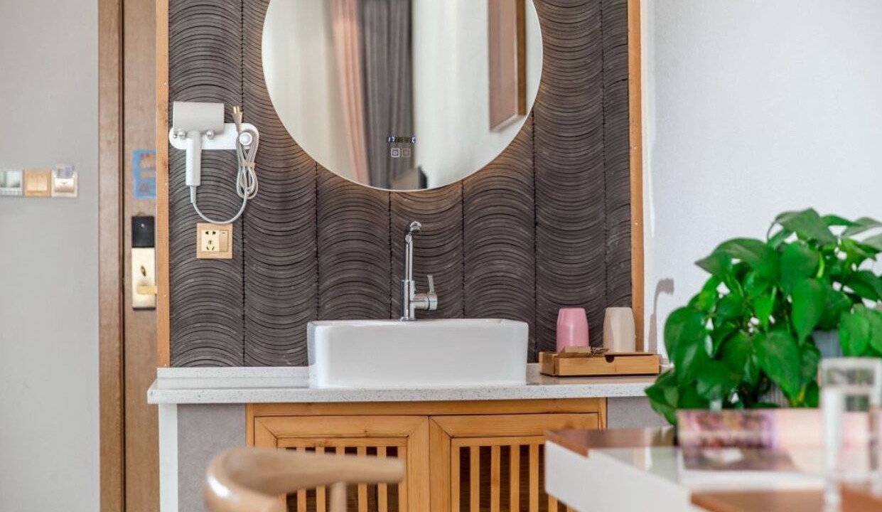 Photo of Bathroom in Shangri-La