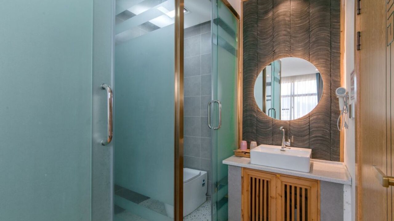 Photo of Bathroom in Shangri-La