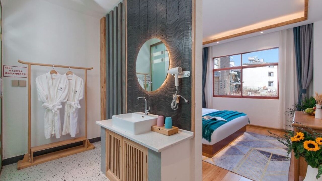 Photo of Bathroom in Shangri-La